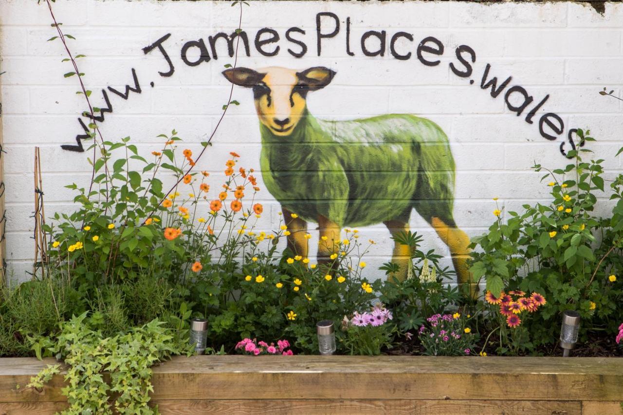 James' Place At Brynawel Merthyr Tydfil Luaran gambar