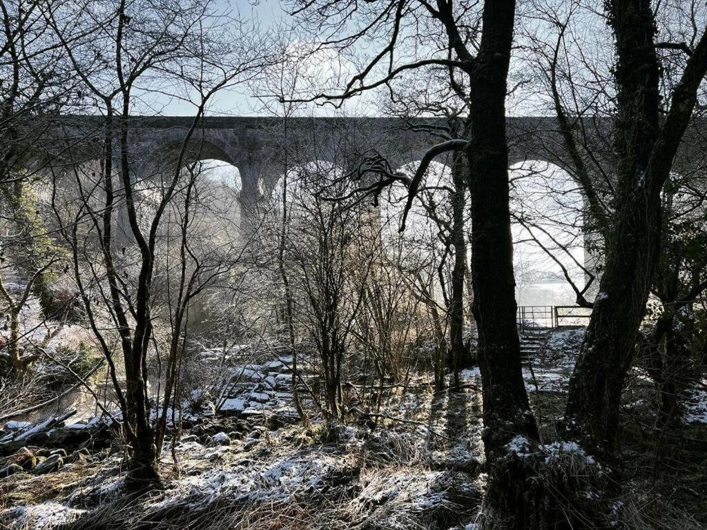 James' Place At Brynawel Merthyr Tydfil Bilik gambar
